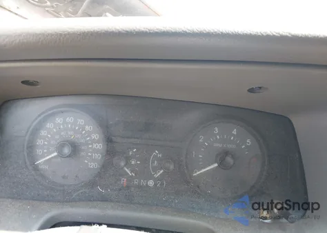 2007 Mercury Grand Marquis Gs from USA, damaged, VIN 2MEFM74V07X618555